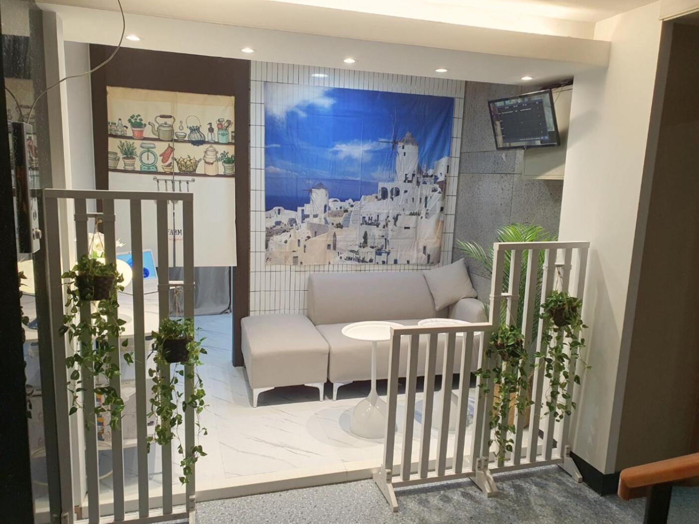The Laziest Hostel *